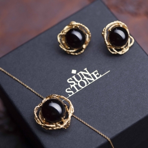 Серебряные серьги с янтарём E000008ZK