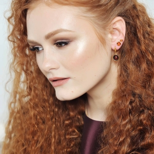 Серебряные серьги с янтарём E000017ZK