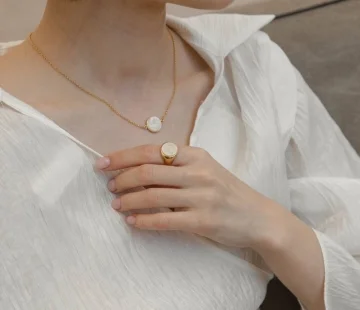 Колье серебряное с янтарём N9235ZM Колье серебряное с янтарём N9235ZM