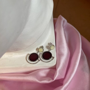 Серебряные серьги с янтарём E9189-1RO