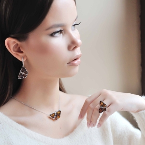 Кольцо серебряное с янтарём R9155RO