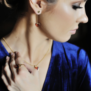 Серебряные серьги с янтарём E9169-2ZK