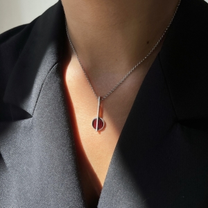 Кулон серебряный с янтарём P20047SV