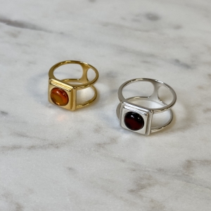 Кольцо серебряное с янтарём R20043ZK