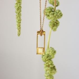 Кулон серебряный с янтарём P20049ZM