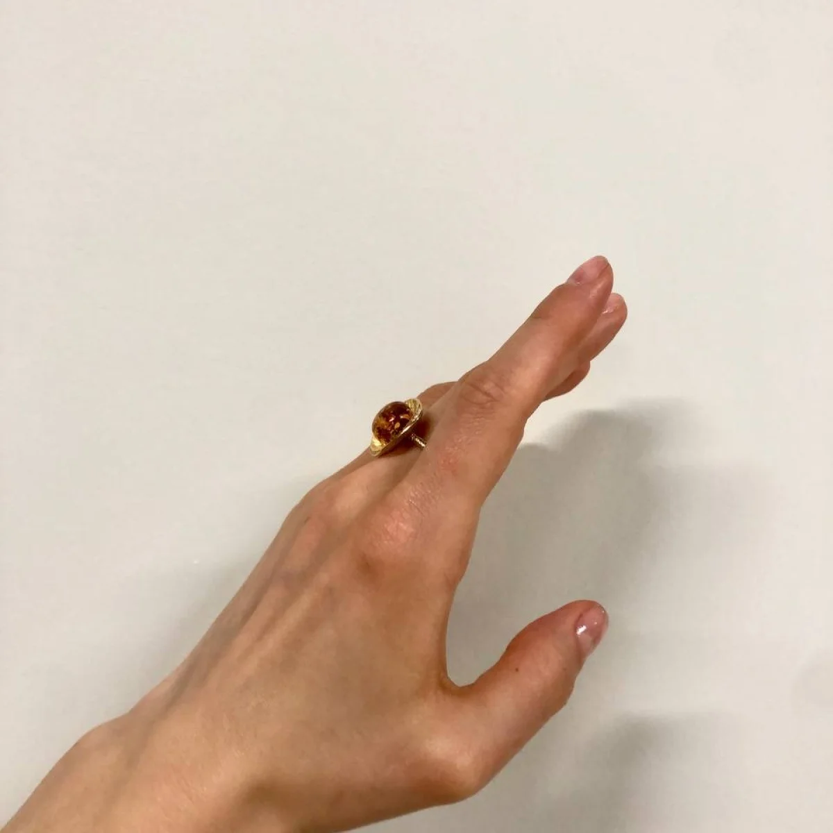 Кольцо серебряное с янтарём R3531ZK