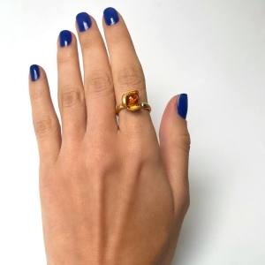 Кольцо серебряное с янтарём R10001ZK Кольцо серебряное с янтарём R10001ZK