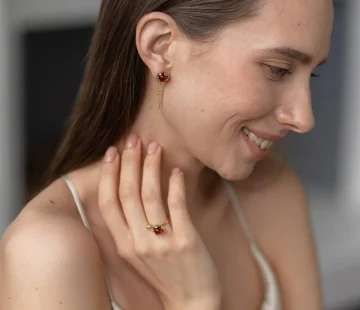 Серебряные серьги с янтарём E9321ZK