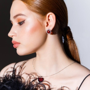 Серебряные серьги с янтарём E20012RV