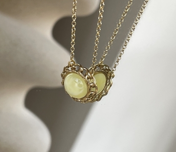Silver necklace with amber N20012ZM