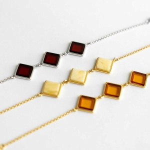 Браслет серебряный с янтарём W9177ZK