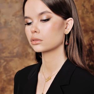 Серебряные серьги с янтарём E000041ZK Серебряные серьги с янтарём E000041ZK