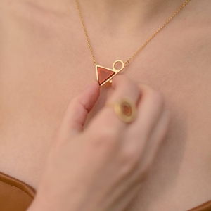 Silver necklace with amber N9193ZK