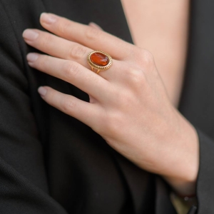 Кольцо серебряное с янтарём R20011ZK Кольцо серебряное с янтарём R20011ZK